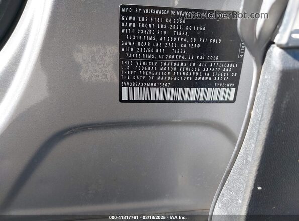 3VV3B7AX2MM013607 2021 VOLKSWAGEN TIGUAN Серый Вид подкапотного пространства