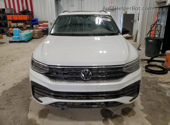 3VV8B7AX0RM134357 2024 VOLKSWAGEN TIGUAN White 