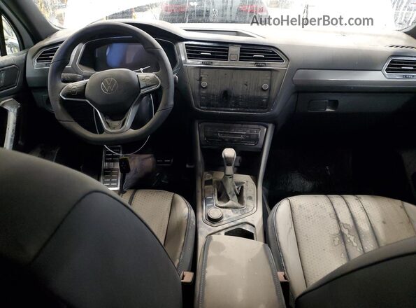 3VV8B7AX0RM134357 2024 VOLKSWAGEN TIGUAN White 