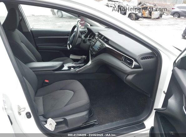 4T1L11AK7LU883202 2020 TOYOTA LE White Vista interior delantera