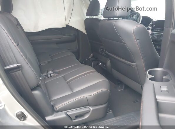 5FNYF8H60RB017274 2024 HONDA PASSPORT Silver VIN կոդի պիտակի տեսք