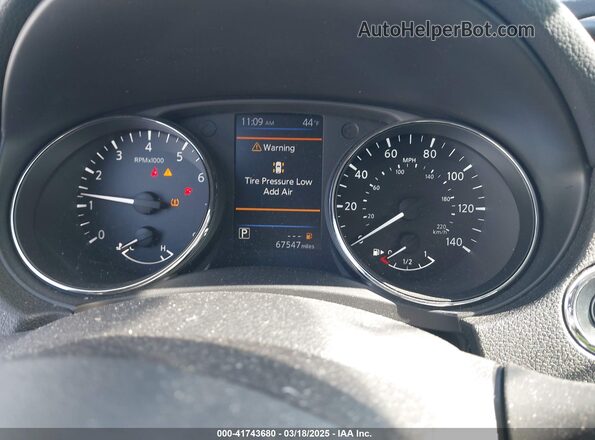 5N1AT2MV0JC850610 2018 NISSAN ROGUE Серебряный Вид задних сидений