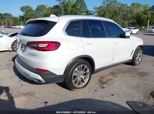 5UXCR4C03M9F19603 2021 BMW X5 White 