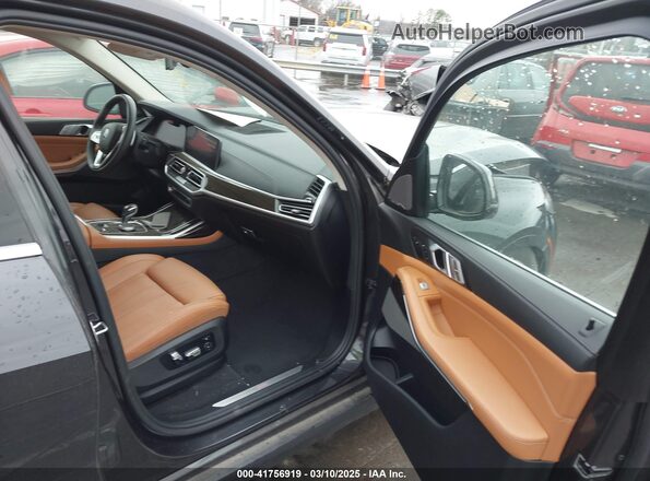 5UXCW2C04M9D99050 2021 BMW X7 Black 