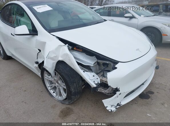 7SAYGAEE2PF642162 2023 TESLA MODEL Y White Вид спереду