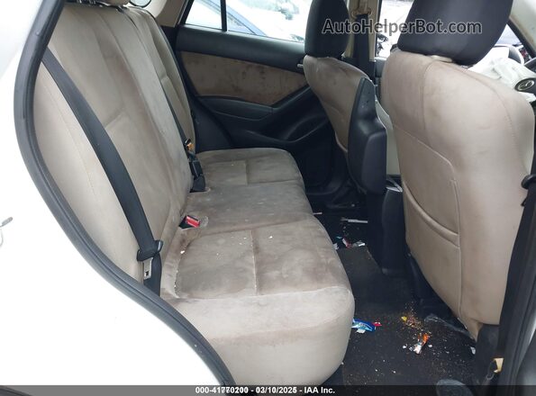 JM3KE2BY5G0668967 2016 MAZDA CX-5 White Vista de la etiqueta del VIN