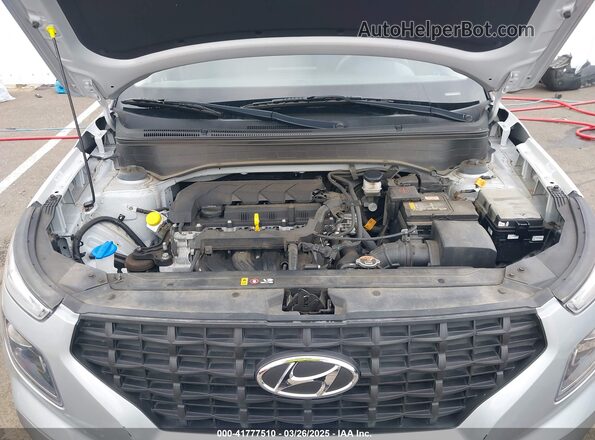 KMHRB8A3XMU100531 2021 HYUNDAI VENUE Silver Widok z tyłu