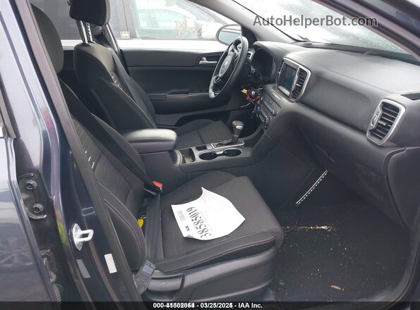 KNDPMCAC1K7551030 2019 KIA SPORTAGE Light Blue Вид салона спереди