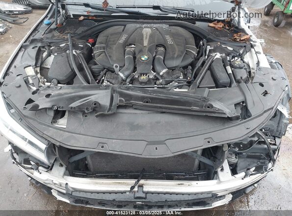 WBA7F2C58JB238567 2018 BMW ALPINA White Вид ззаду