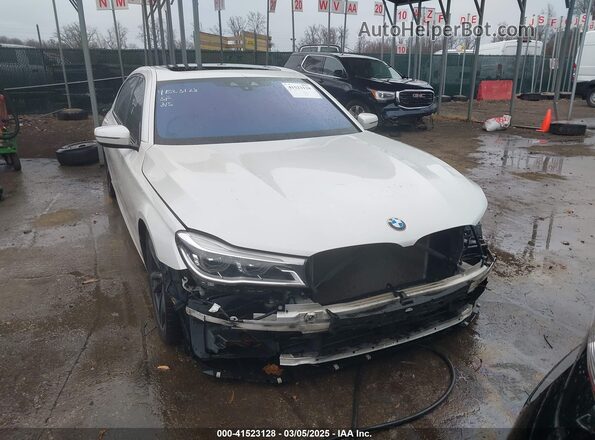 WBA7F2C58JB238567 2018 BMW ALPINA White Вид задньої частини салону