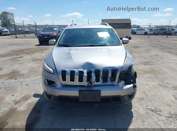 1C4PJMCS3HW601041 2017 JEEP CHEROKEE Silver 