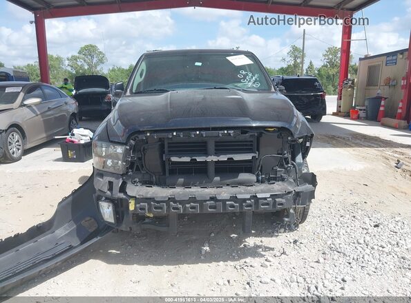 1C6RR6KG0JS300032 2018 RAM 1500 Black Вид щитка приладів