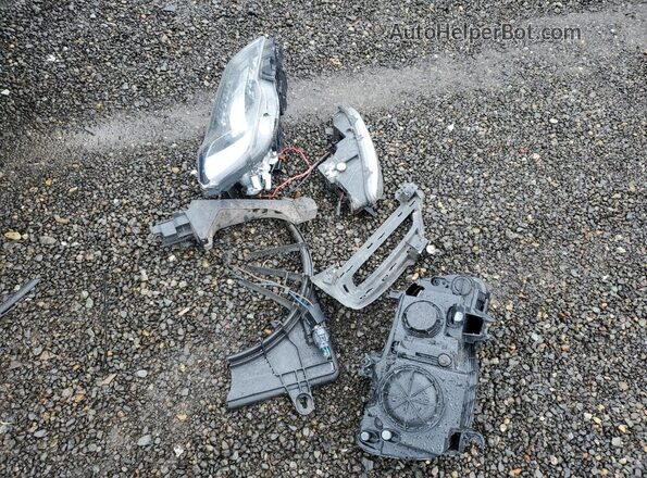 2C3CCABG4MH505100 2021 CHRYSLER 300 Silver Widok komory silnika