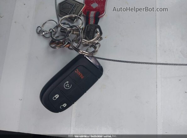 3C4NJDBB8KT847654 2019 JEEP COMPASS Silver Vista del salpicadero