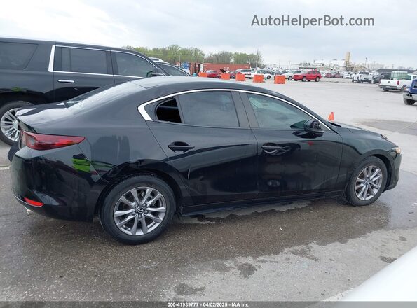 3MZBPAAL6MM206801 2021 MAZDA 3 Черный Вид задней части салона