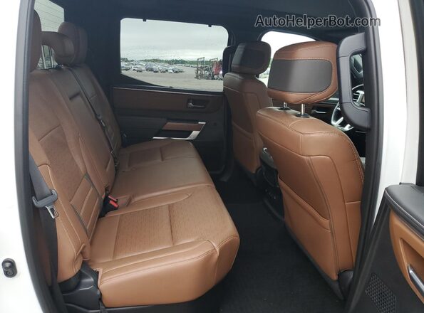 5TFMA5DB7PX088232 2023 TOYOTA TUNDRA Белый 