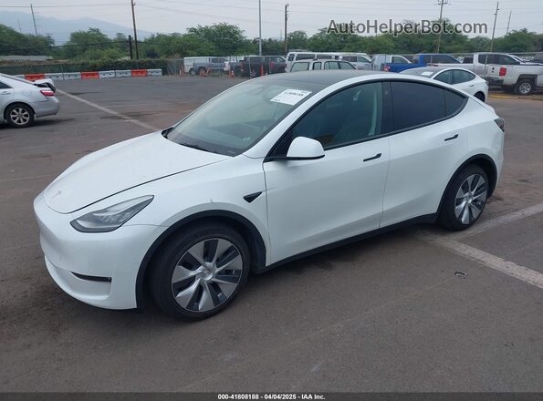 5YJYGDEE8MF293745 2021 TESLA MODEL Y White Передня ліва чверть