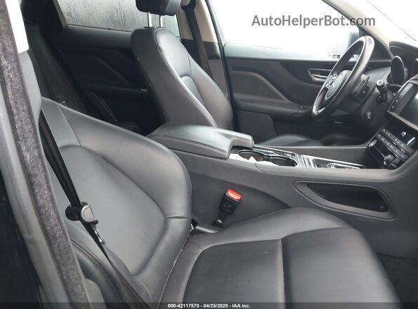 SADCJ2BNXHA087740 2017 JAGUAR F-PACE Black Սալոնի դիմացի տեսք