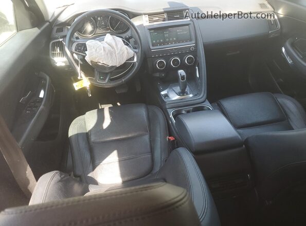 SADFJ2FX0K1Z40565 2019 JAGUAR E-PACE Silver Dashboard view