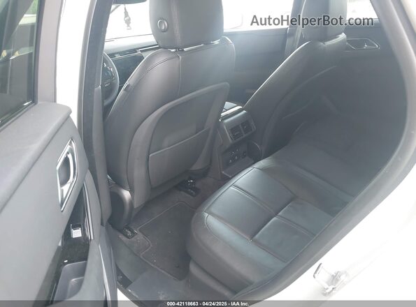 SALYL2EX2SA810750 2025 LAND ROVER RANGE ROVER VELAR Белый Вид наклейки с VIN-кодом