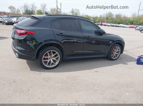 ZASPAKBN0K7C71772 2019 ALFA ROMEO STELVIO Black Հետևի աջ