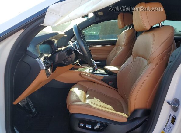 WBAJV6C57KBK08297 2019 BMW 6 SERIES White Вид салону спереду