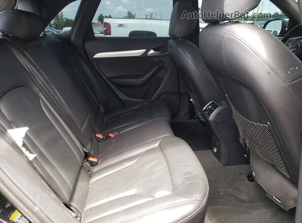 WA1JCCFS5HR002477 2017 AUDI Q3 Черный Вид сзади