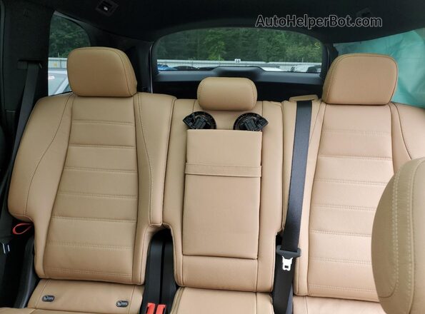 4JGFF8FE4RB053744 2024 MERCEDES-BENZ GLS Blue Rear seats view