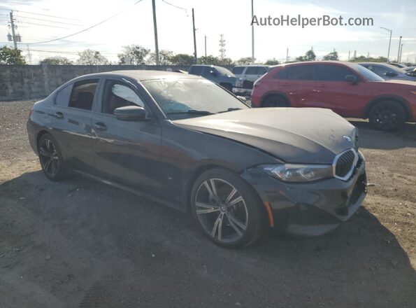 3MW69FF07P8D19144 2023 BMW 3 SERIES Черный Передняя правая четверть