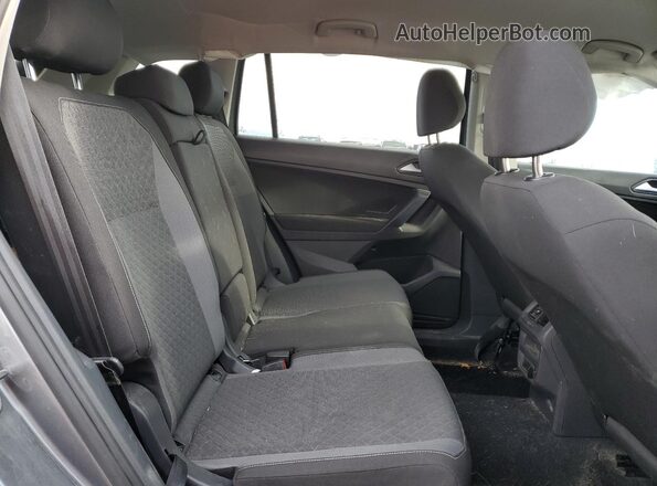 3VV0B7AX7MM021155 2021 VOLKSWAGEN TIGUAN Серый Вид задней части салона