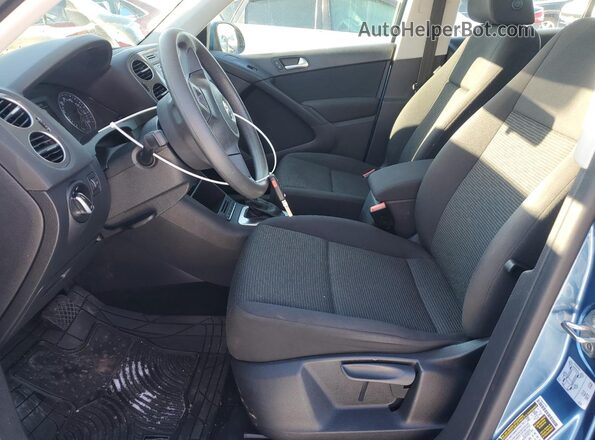 WVGAV7AX3HK047349 2017 VOLKSWAGEN TIGUAN Синий 