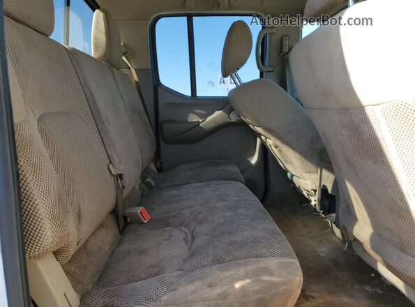 1N6DD0EV9HN750146 2017 NISSAN FRONTIER Белый Вид задних сидений
