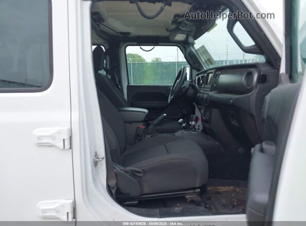 1C6HJTAGXPL565529 2023 JEEP GLADIATOR White Front interior view