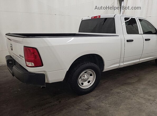 1C6RR7FG2MS577723 2021 RAM 1500 CLASSIC  Widok wnętrza z przodu