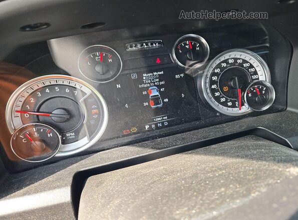 1C6RR7ST3NS210589 2022 RAM 1500 CLASSIC  Vista de la etiqueta del VIN