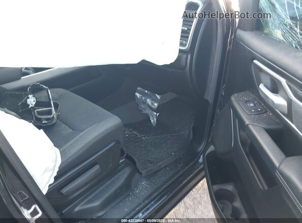 1C6SRFBT8LN174647 2020 RAM 1500 Black წინა სალონის ხედი
