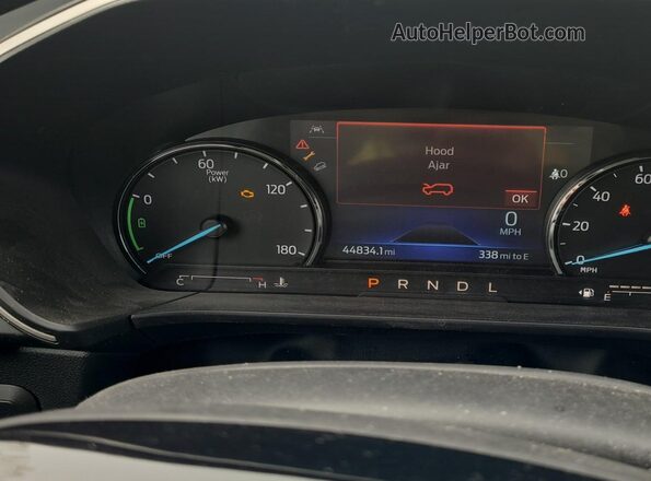 1FMCU0CZ5MUA53007 2021 FORD ESCAPE  Front view