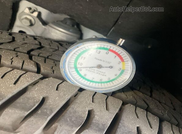1FMSK7DH5MGC24448 2021 FORD FORD EXPLORER  Widok wnętrza z tyłu