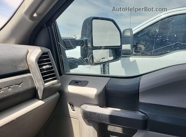 1FT7X2B68MED54073 2021 FORD F-250  Vista tres cuartos delantera izquierda