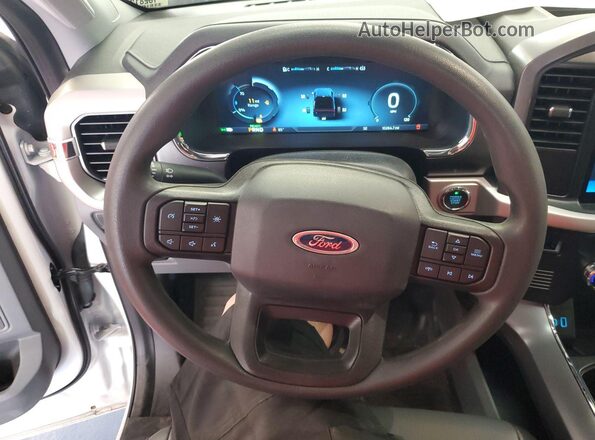 1FTVW1ELXNWG14877 2022 FORD F-150 LIGHTNING  Rear interior view
