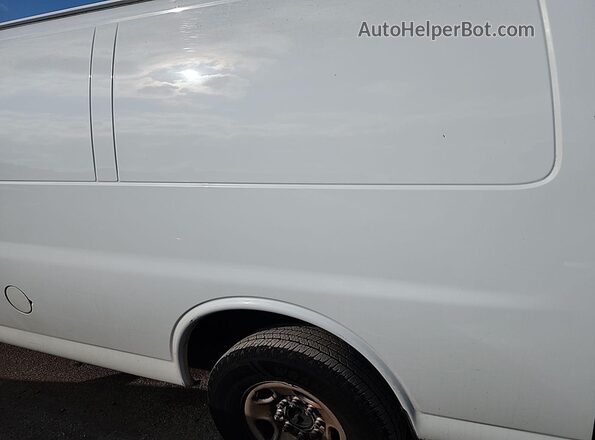 1GCWGAFG0L1190607 2020 CHEVROLET EXPRESS White 