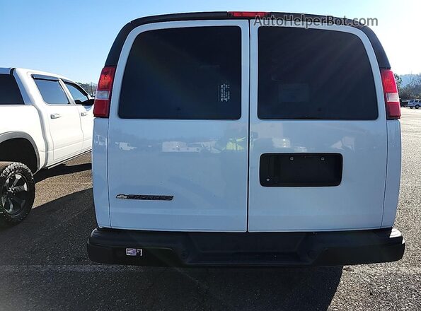 1GCWGAFG0L1190607 2020 CHEVROLET EXPRESS White 