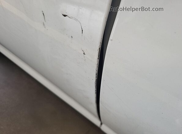 1GCWGAFG3L1163983 2020 CHEVROLET EXPRESS White წინა პანელის ხედი