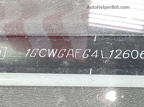 1GCWGAFG4L1260657 2020 CHEVROLET EXPRESS Белый 