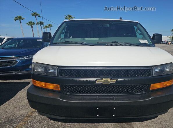 1GCWGAFP1M1309427 2021 CHEVROLET EXPRESS  Widok z przodu