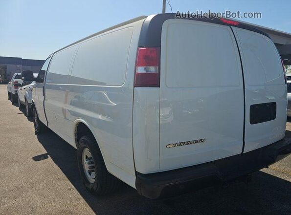 1GCWGAFP1M1309427 2021 CHEVROLET EXPRESS  Widok deski rozdzielczej