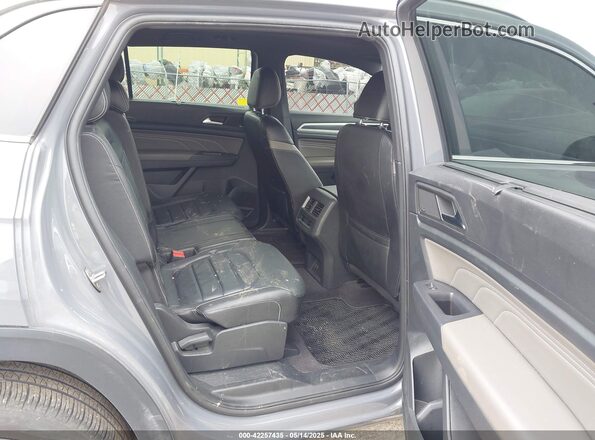 1V2FE2CA0MC223881 2021 VOLKSWAGEN ATLAS Gray Vista de la etiqueta del VIN