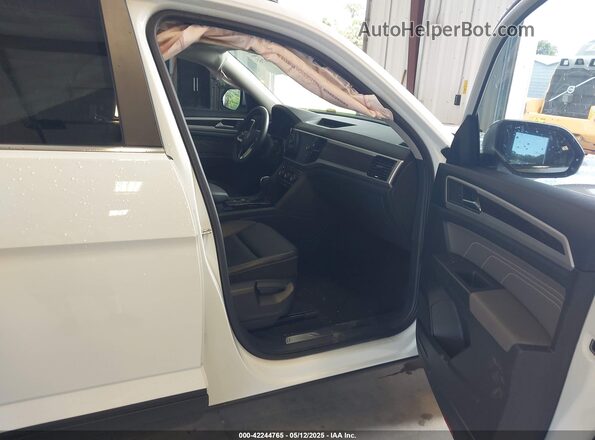 1V2WR2CA4PC555542 2023 VOLKSWAGEN ATLAS Белый Вид салона спереди