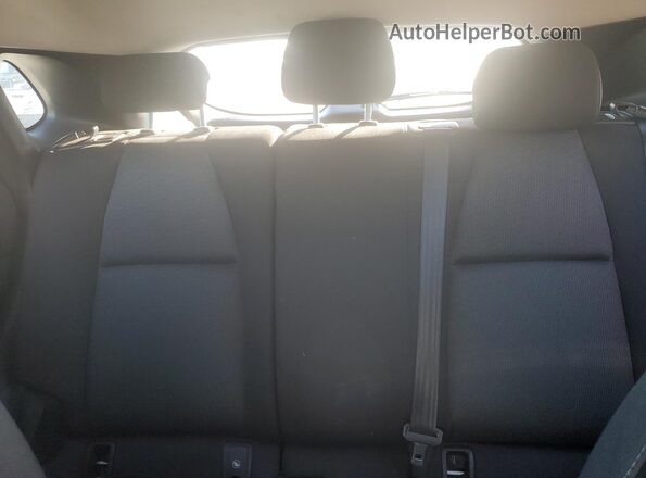 3MVDMAAL1MM204649 2021 MAZDA CX-30 White Vista de los asientos traseros