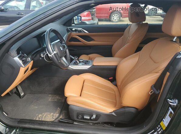 WBA63AT01NCK16400 2022 BMW M4 Green Вид салону спереду